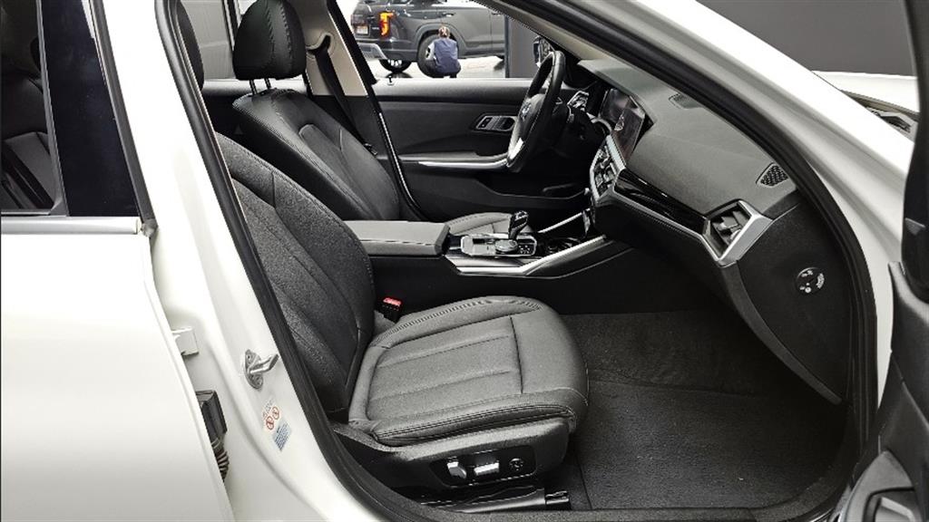 BMW 3 series - Vista 10