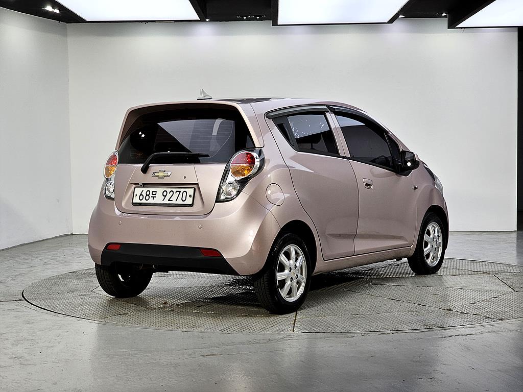 Chevrolet Spark - Vista 4