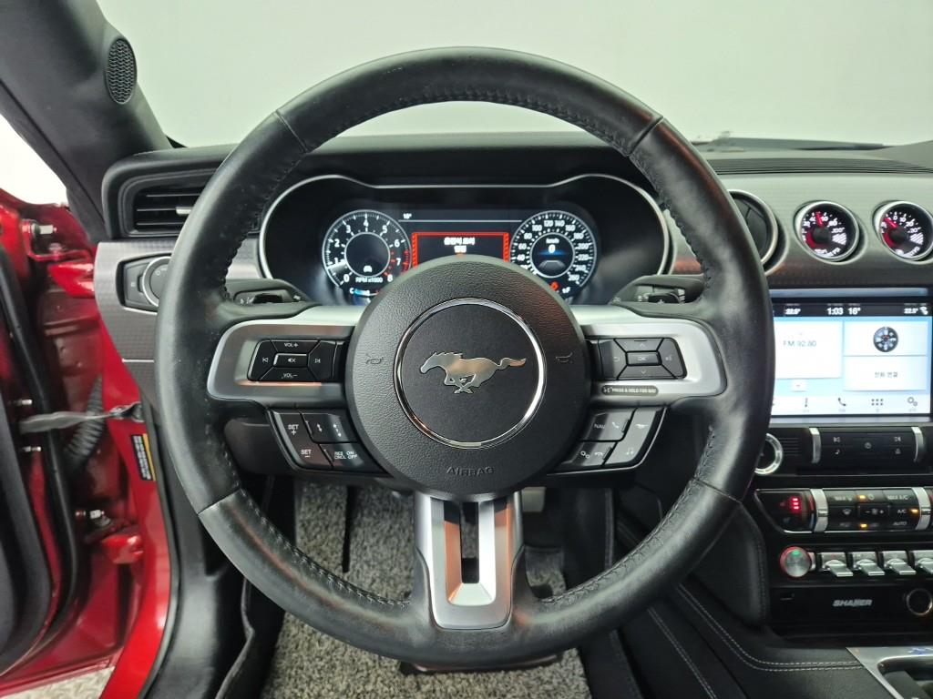 Ford Mustang - Vista 9