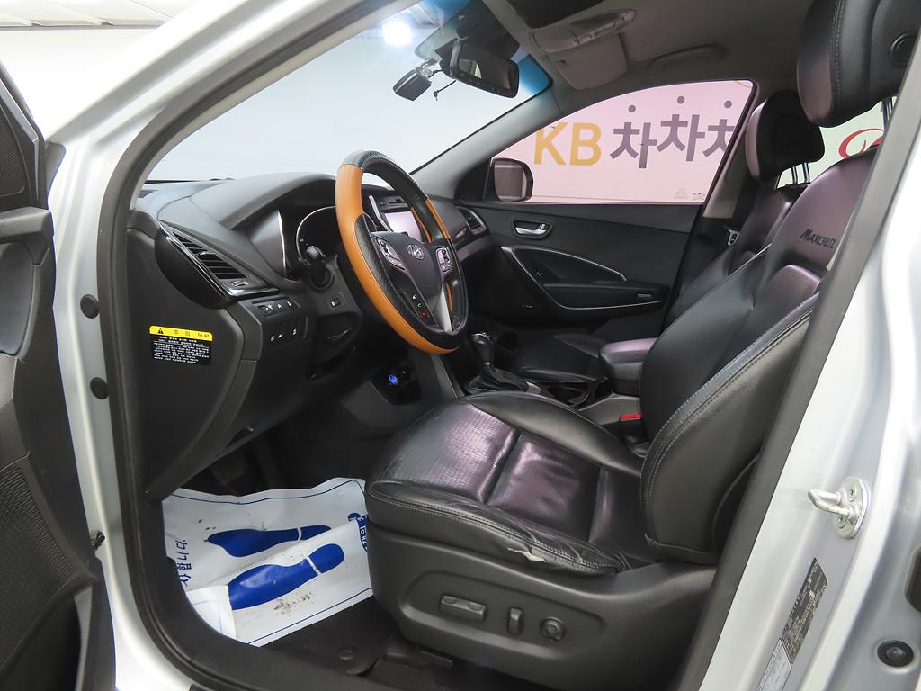 HYUNDAI Maxcruz - Vista 5