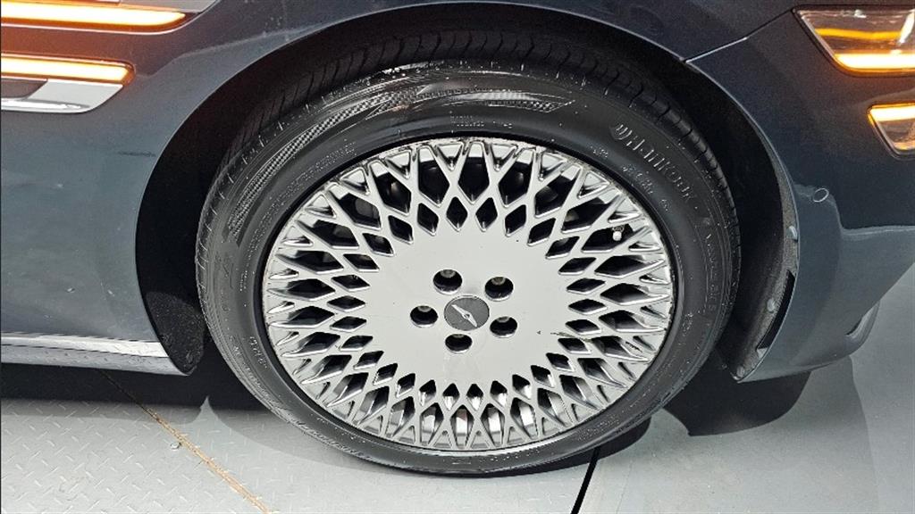 Genesis G80 - Vista 5