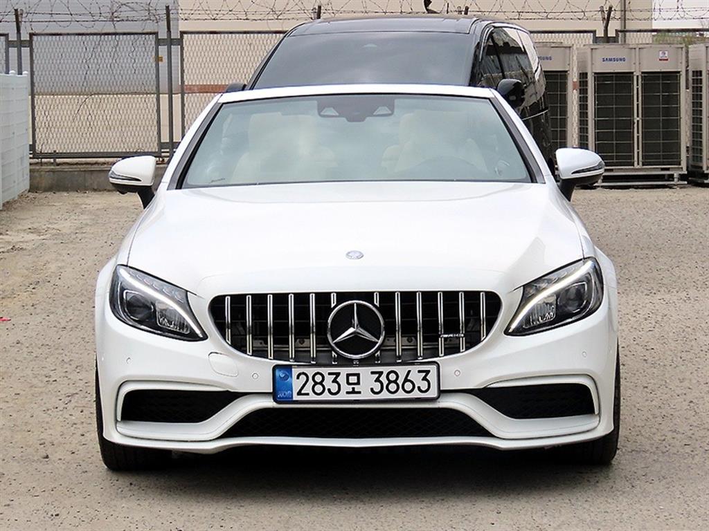 Mercedes Benz C Class - Vista 5