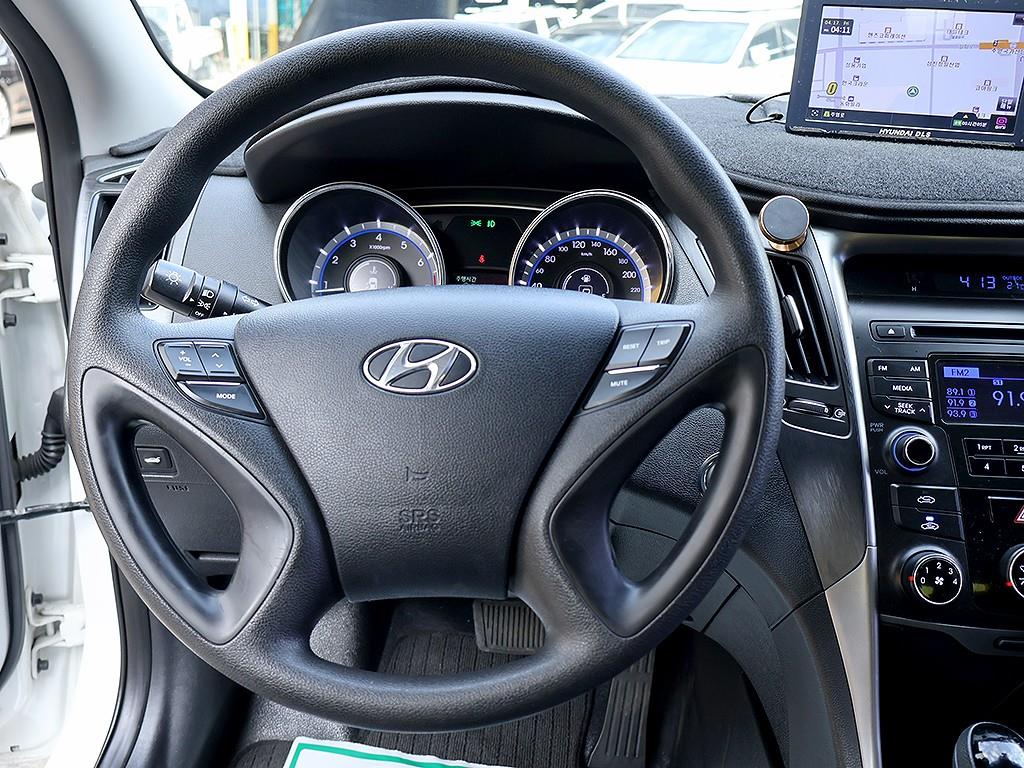 HYUNDAI Sonata 2014 Blanco - Importación desde Corea - HF Imports Iquique - Foto 8