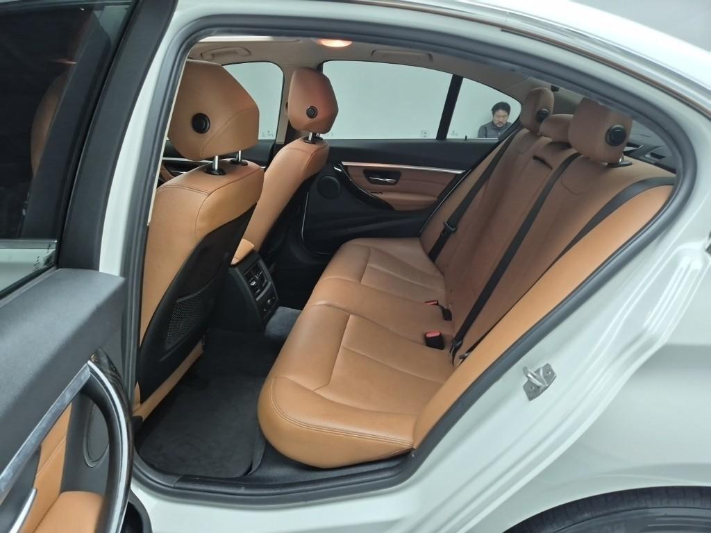 BMW 3 series - Vista 12