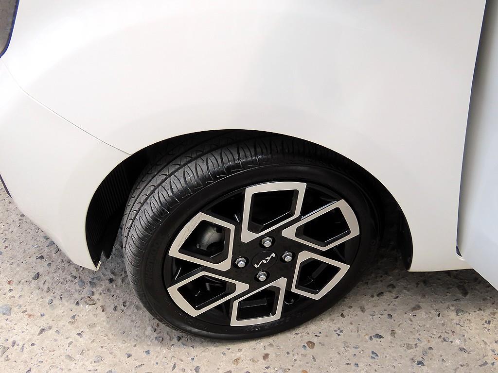 KIA Ray 2023 Blanco - Importación desde Corea - HF Imports Iquique - Foto 17