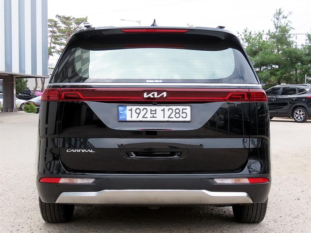 KIA Carnival - Vista 4