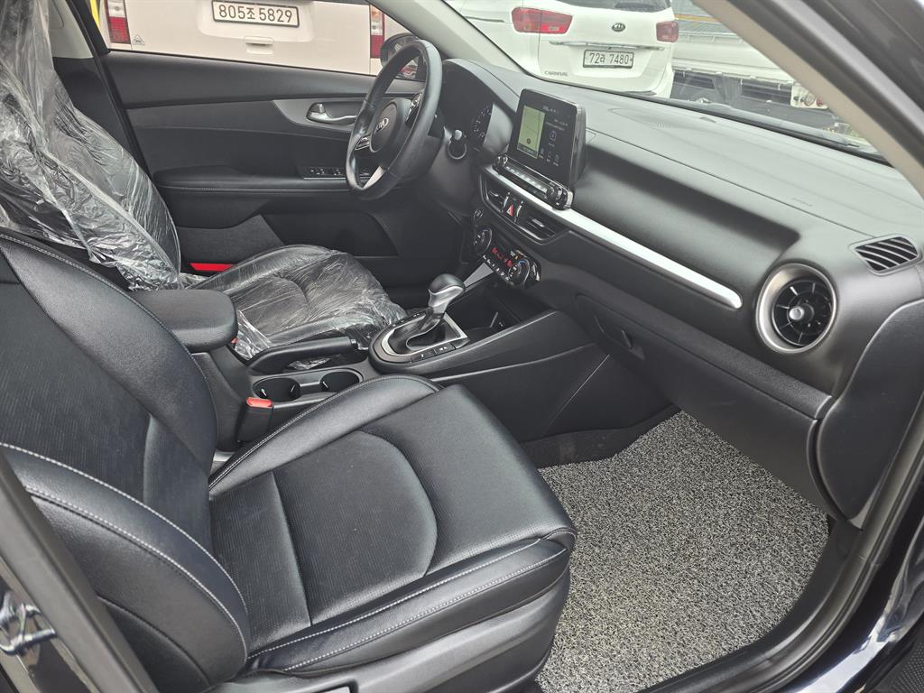KIA K3 - Vista 11