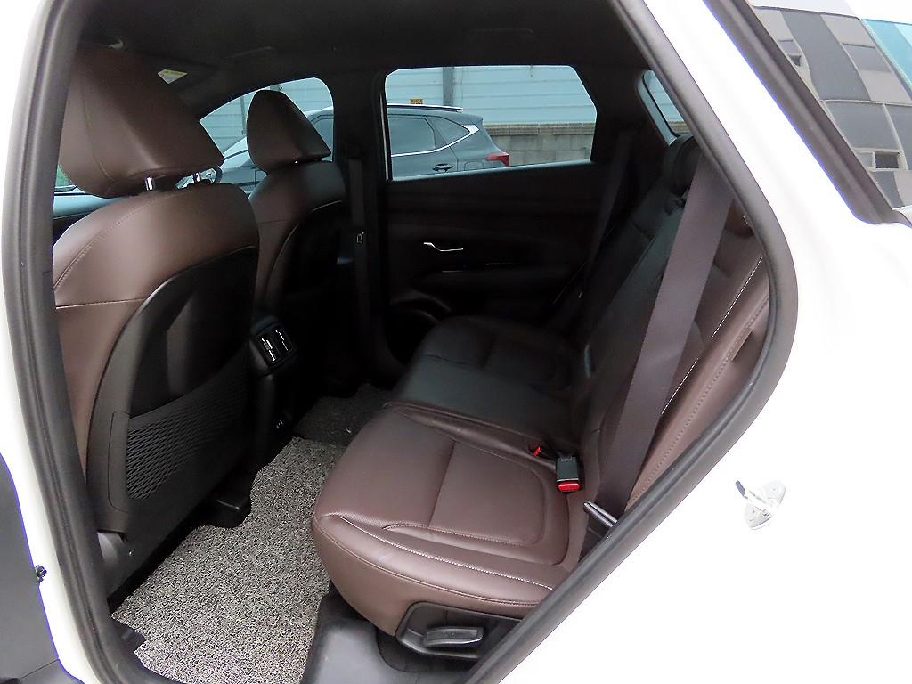 HYUNDAI Tucson - Vista 6