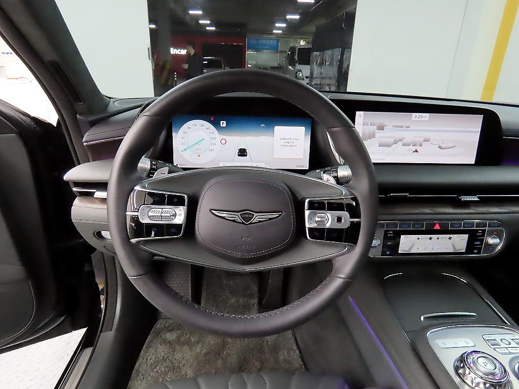 Genesis G90 - Vista 9