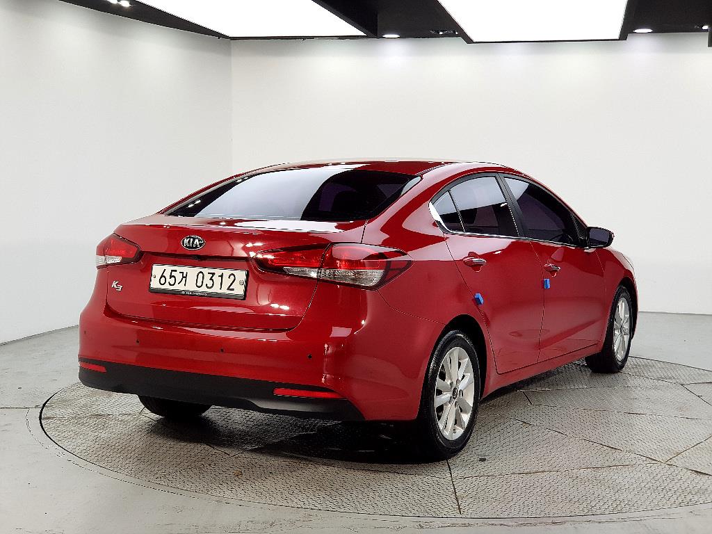 KIA K3 - Vista 4
