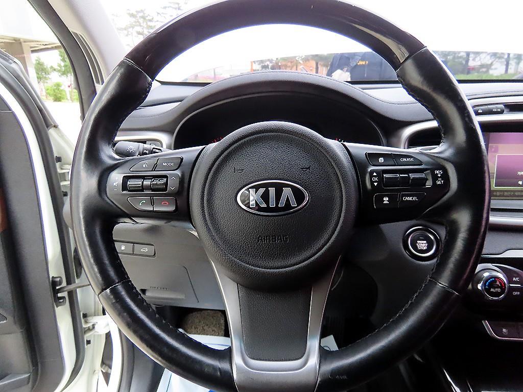 KIA Sorento - Vista 8