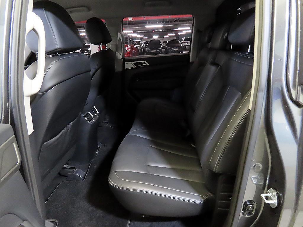 Ssangyong Rexton - Vista 7