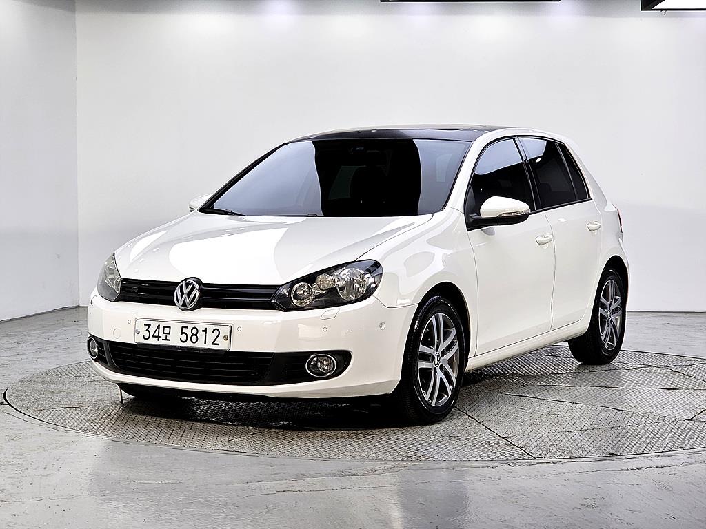 Volkswagen Golf 2012 Blanco - Importación desde Corea - HF Imports Iquique - Foto 1
