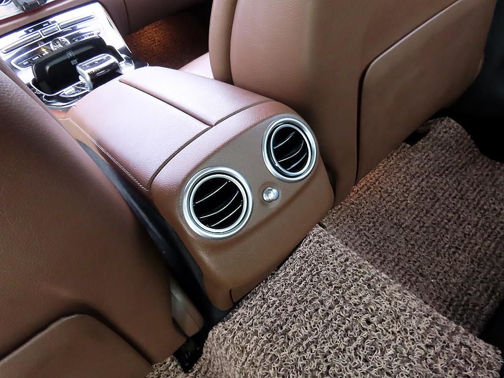 Mercedes Benz E class 2019 Blanco - Importación desde Corea - HF Imports Iquique - Foto 17