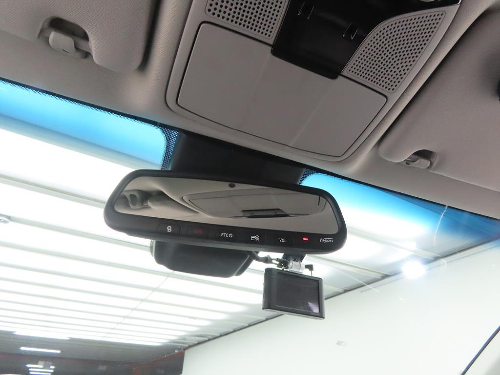 HYUNDAI Grandeur - Vista 12