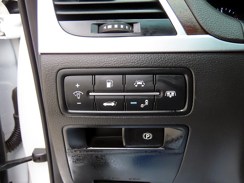 Genesis G80 2017 Blanco - Importación desde Corea - HF Imports Iquique - Foto 13