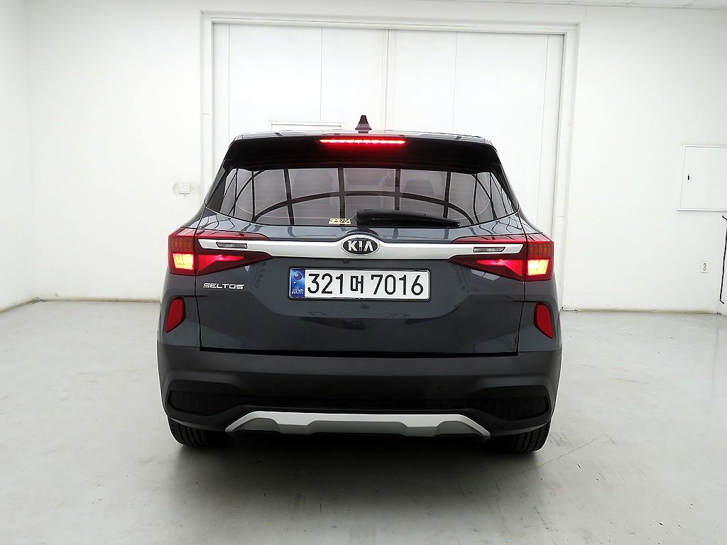KIA Seltos - Vista 3