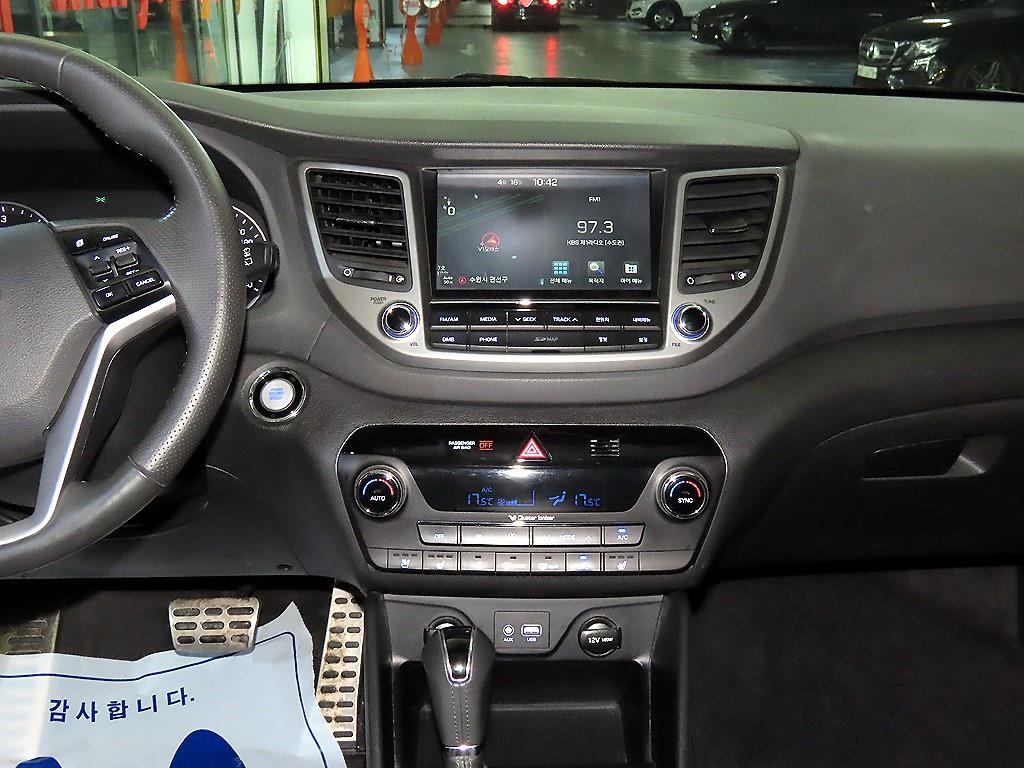 HYUNDAI Tucson - Vista 11