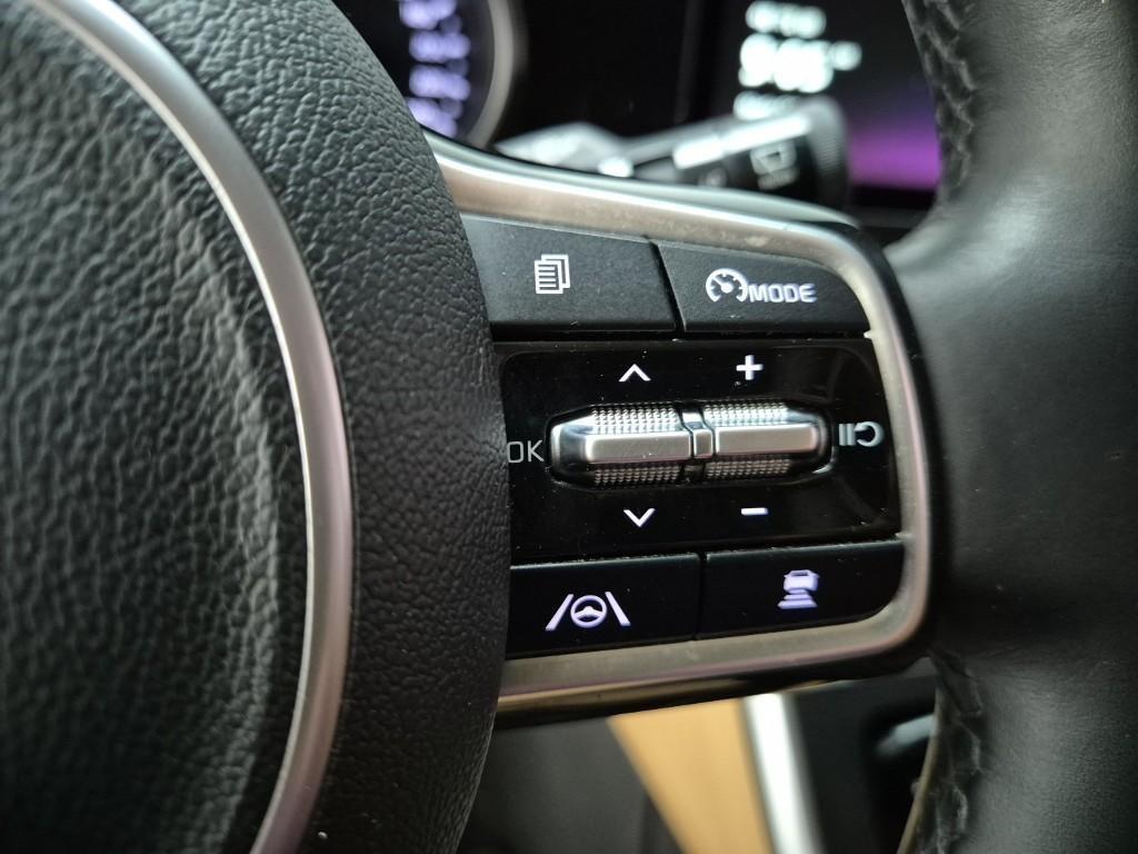 KIA Carnival - Vista 7