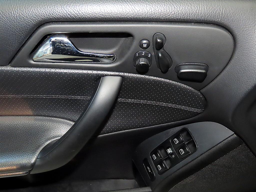 Mercedes Benz C Class 2006 - Importación desde Corea - HF Imports Iquique - Foto 14