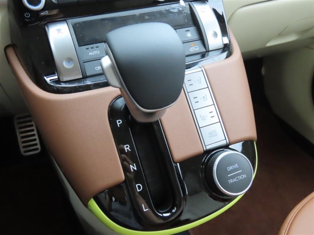 HYUNDAI Casper - Vista 11