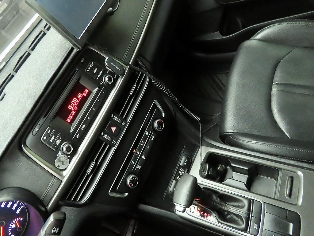 KIA K5 2018 Plateado - Importación desde Corea - HF Imports Iquique - Foto 17