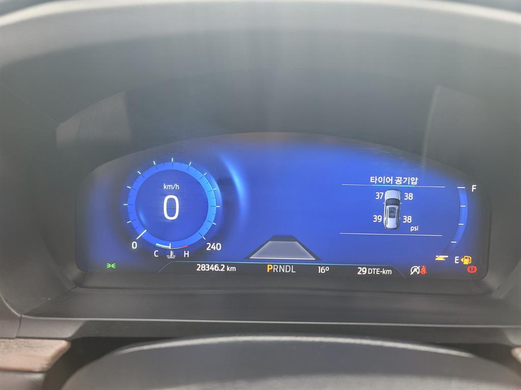 Ford Explorer - Vista 11