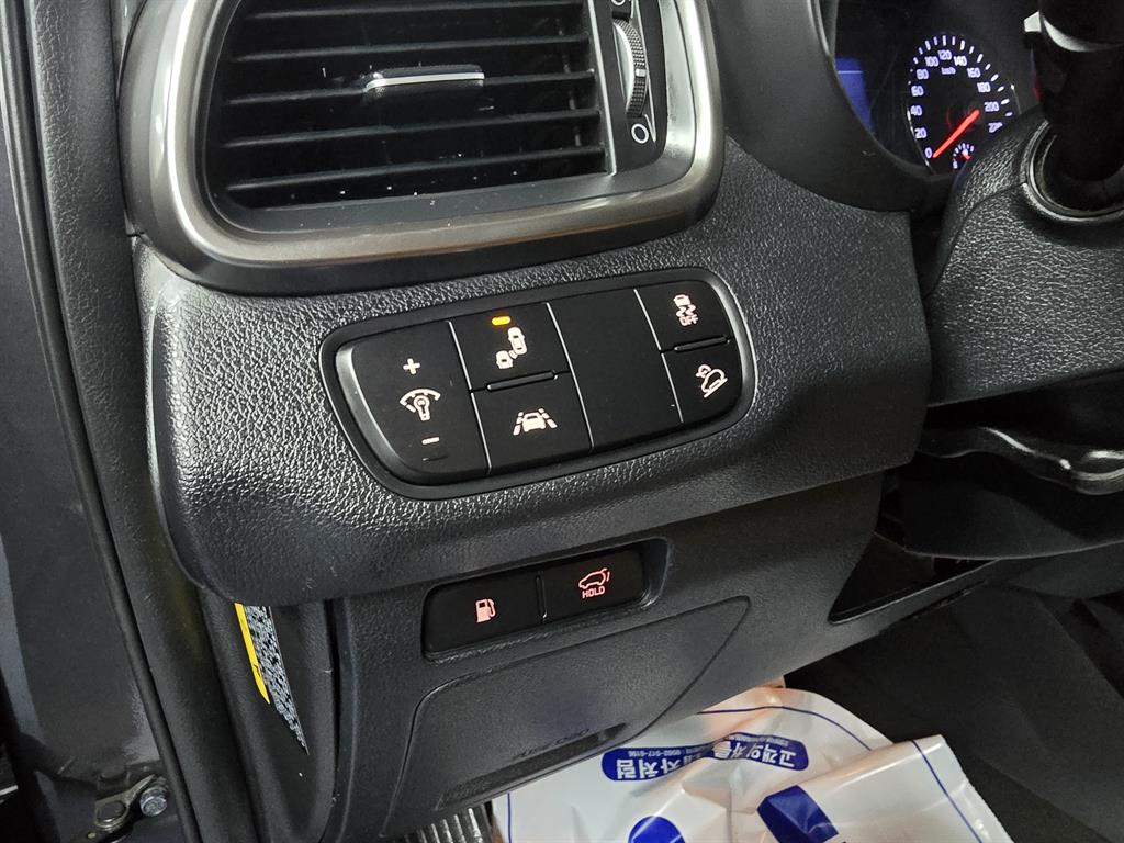 KIA Sorento - Vista 10