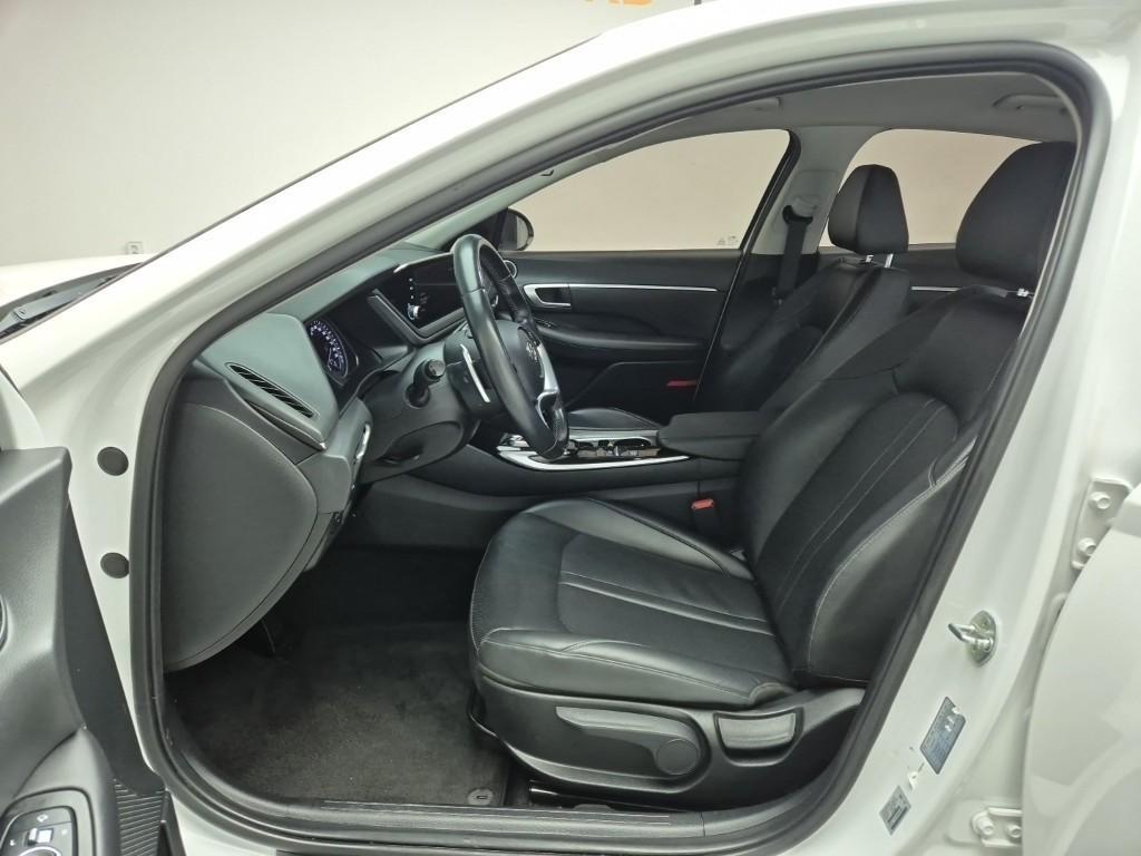 HYUNDAI Sonata - Vista 11