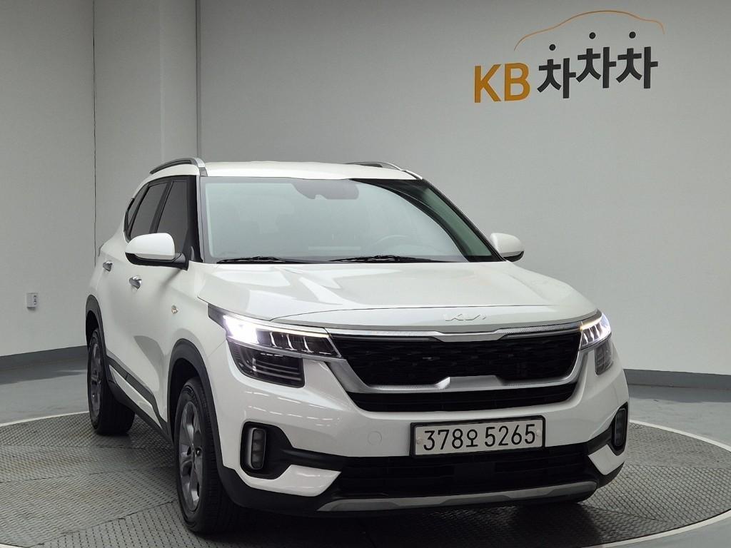 KIA Seltos - Vista 4