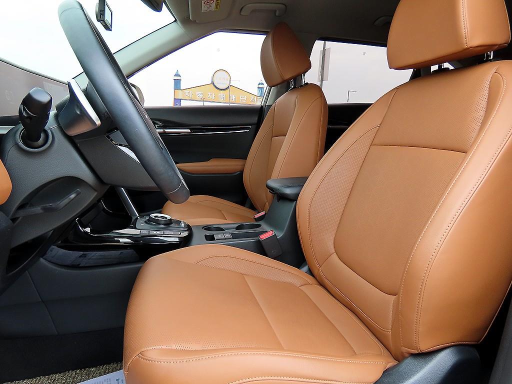 KIA Seltos - Vista 5