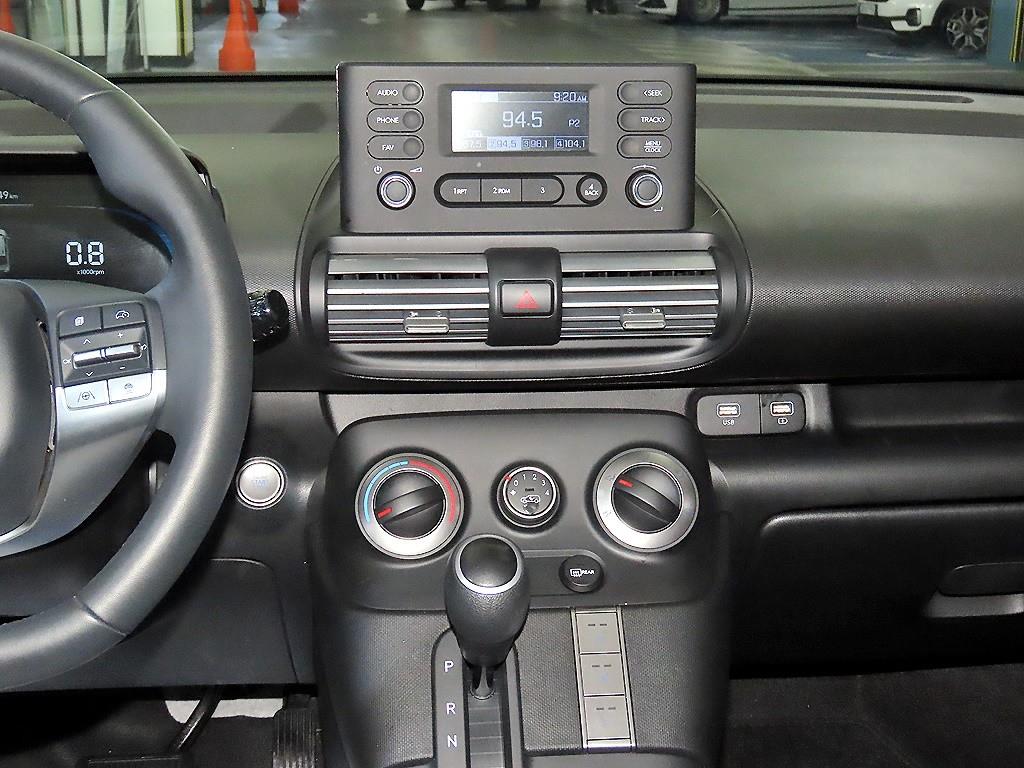 HYUNDAI Casper - Vista 11