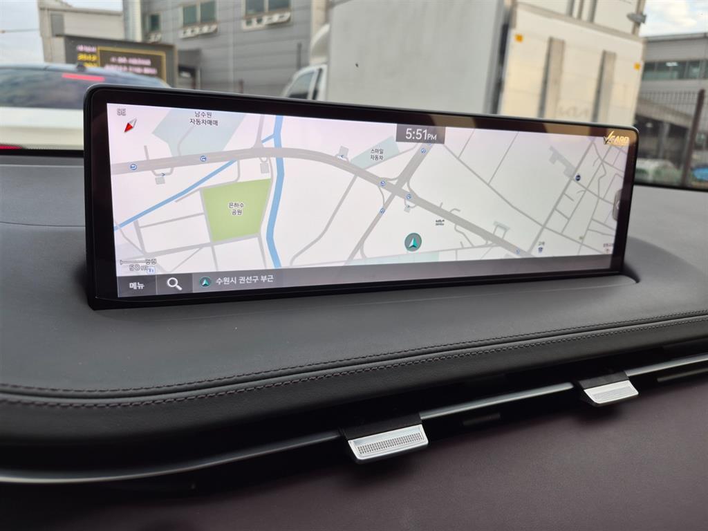 Genesis GV70 2023 Blanco - Importación desde Corea - HF Imports Iquique - Foto 15