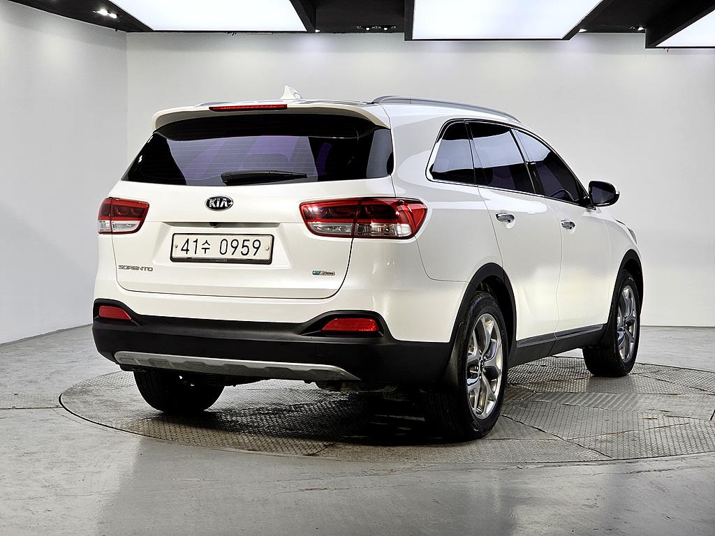KIA Sorento - Vista 4