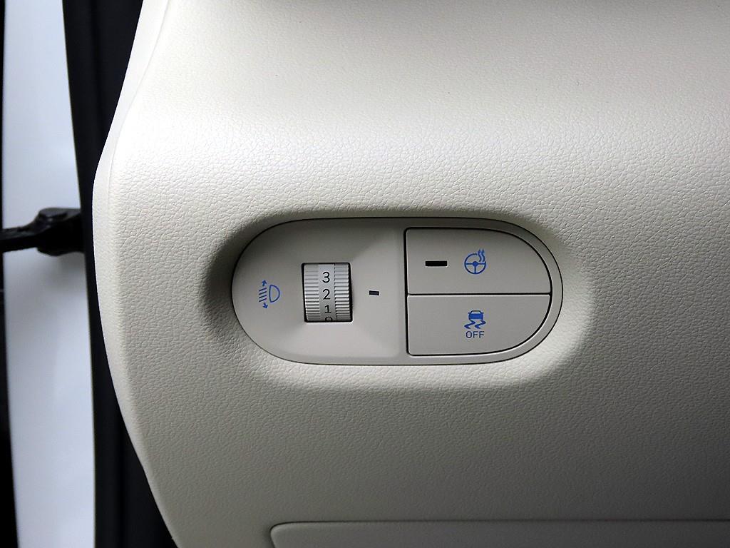 HYUNDAI Casper - Vista 12