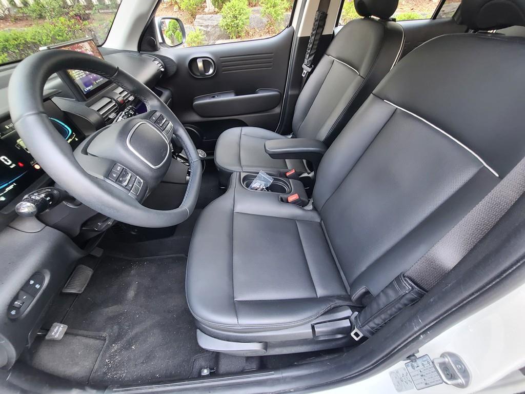 HYUNDAI Casper - Vista 7