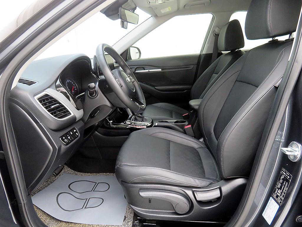 KIA Seltos - Vista 6