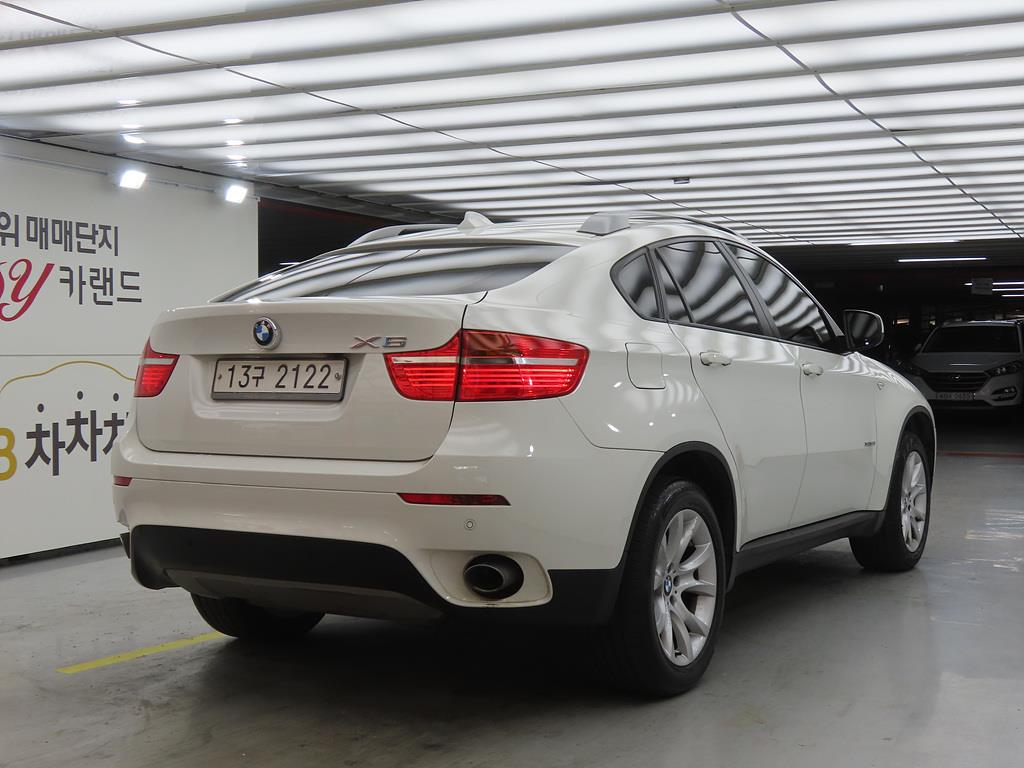 BMW X6 - Vista 4