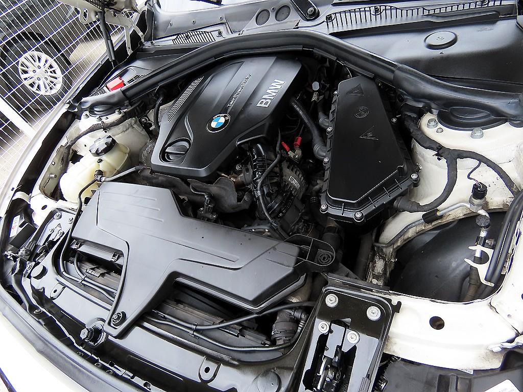 BMW 1 series 2016 Blanco - Importación desde Corea - HF Imports Iquique - Foto 19