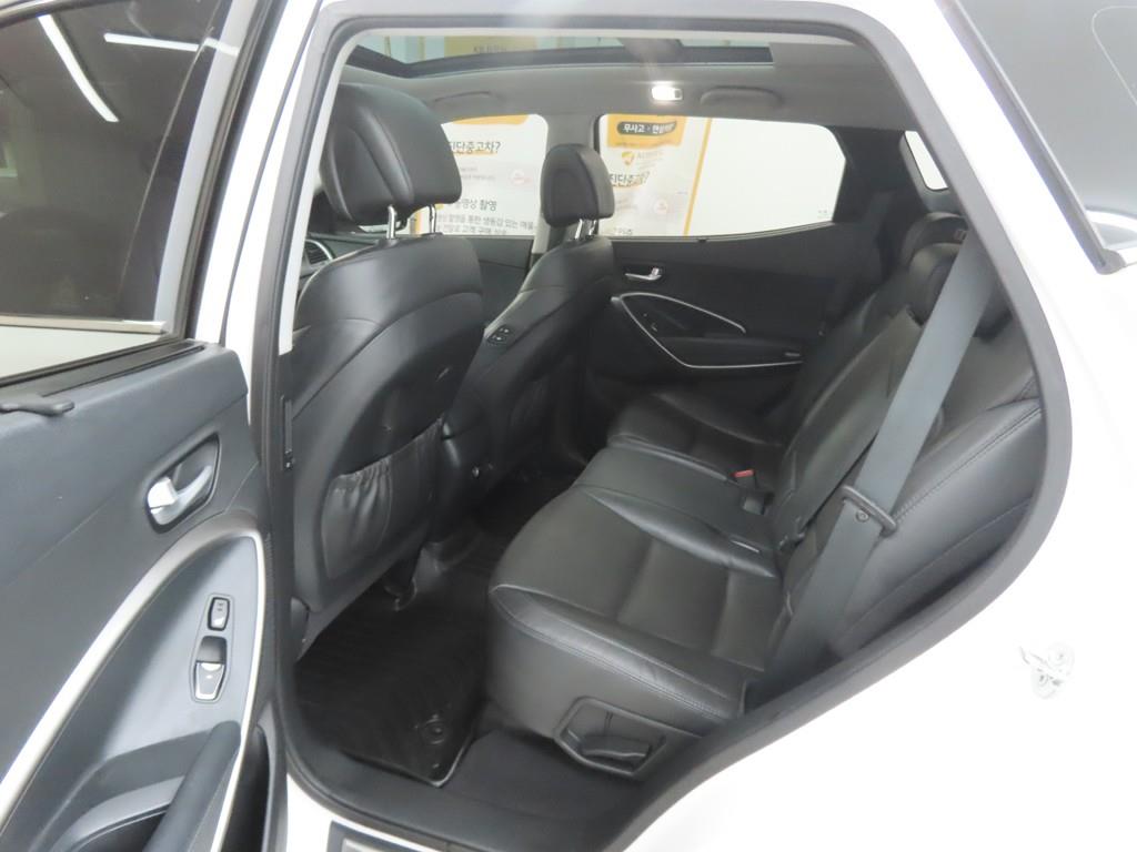 HYUNDAI Santa Fe - Vista 6