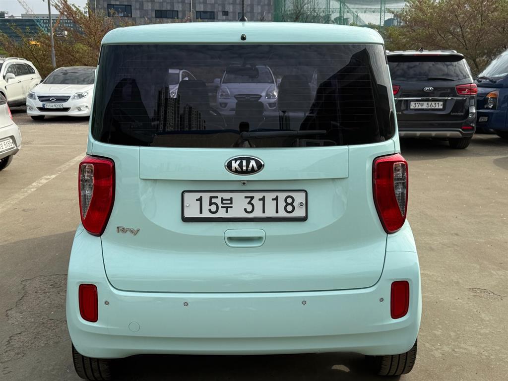 KIA Ray - Vista 4