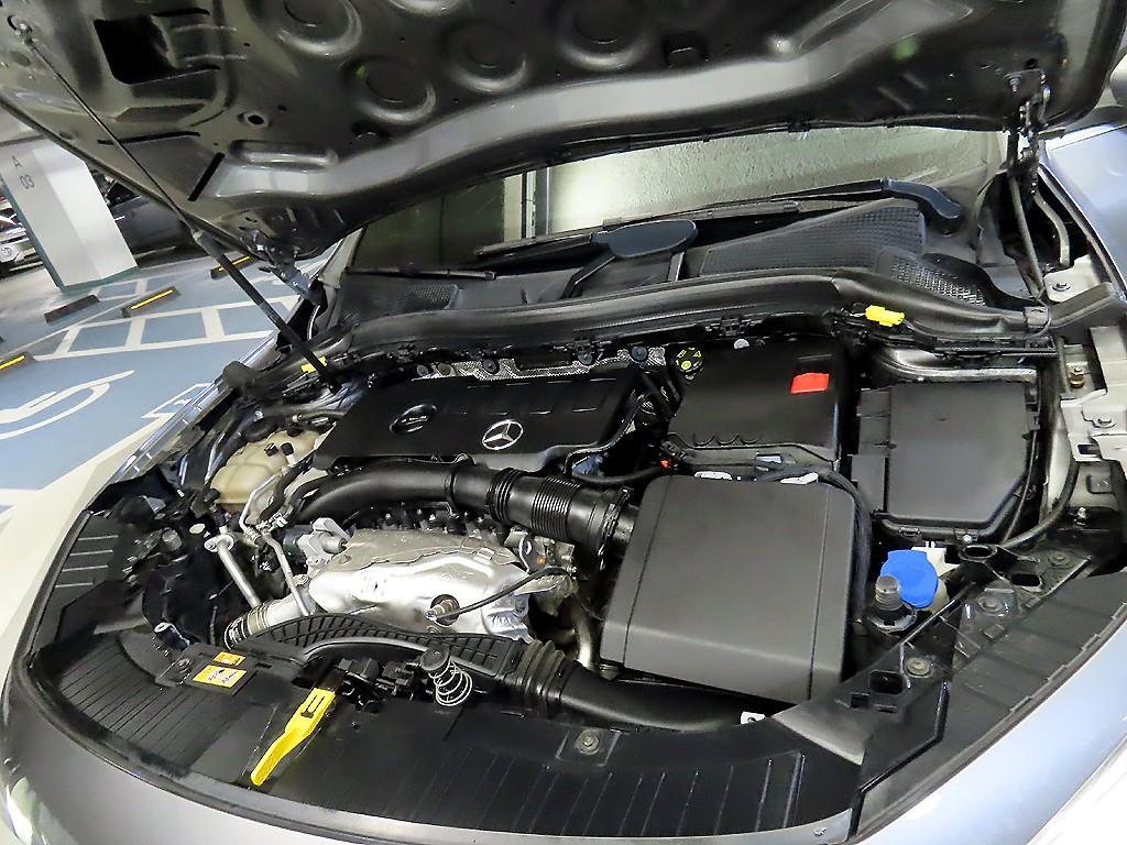 Mercedes Benz GLA Class 2020 Gris - Importación desde Corea - HF Imports Iquique - Foto 19