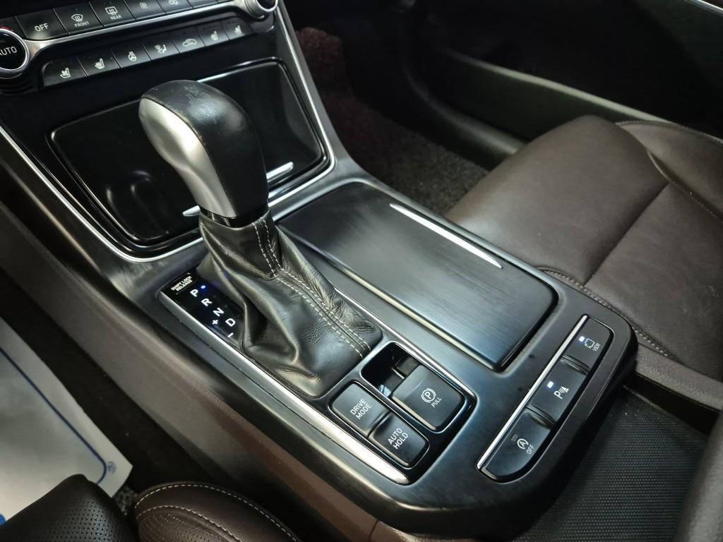 HYUNDAI Grandeur 2018 Blanco - Importación desde Corea - HF Imports Iquique - Foto 16