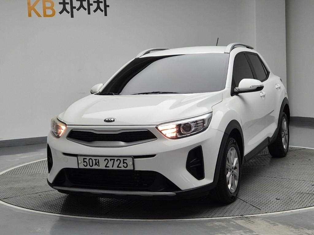 KIA Stonic 2018 Blanco - Importación desde Corea - HF Imports Iquique - Foto 1