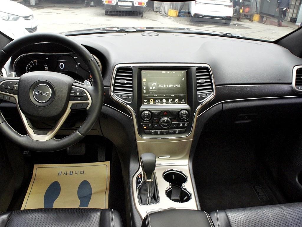 Jeep Cherokee - Vista 12