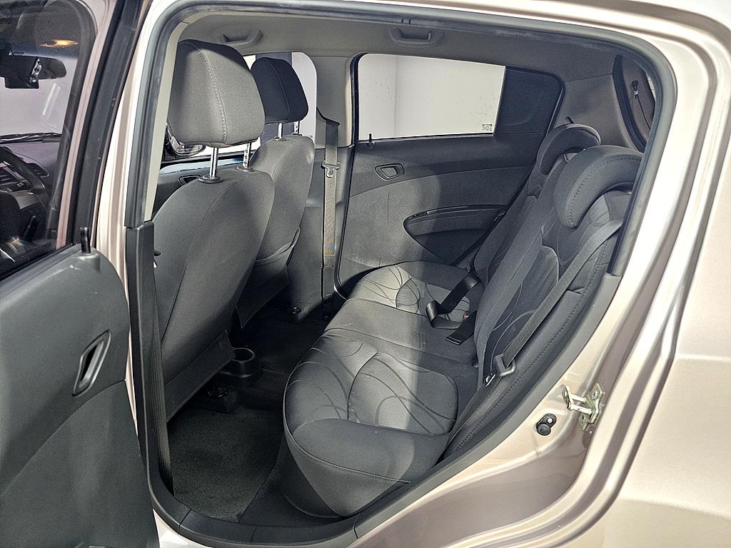 Chevrolet Spark - Vista 9