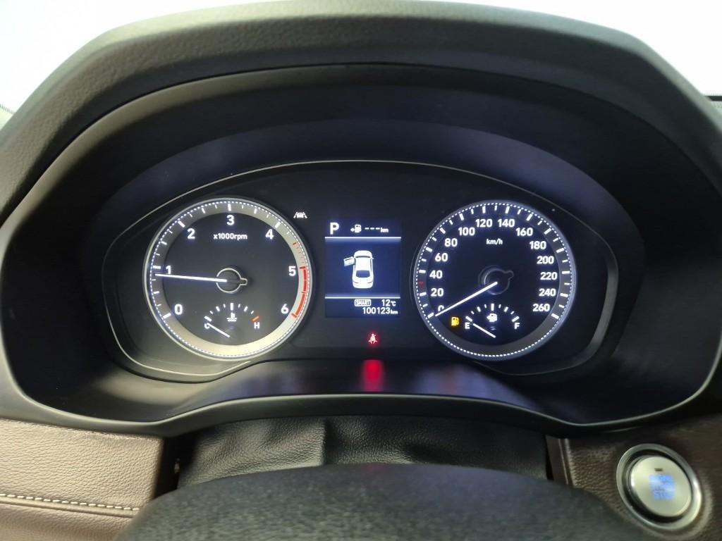 HYUNDAI Grandeur 2018 Blanco - Importación desde Corea - HF Imports Iquique - Foto 14