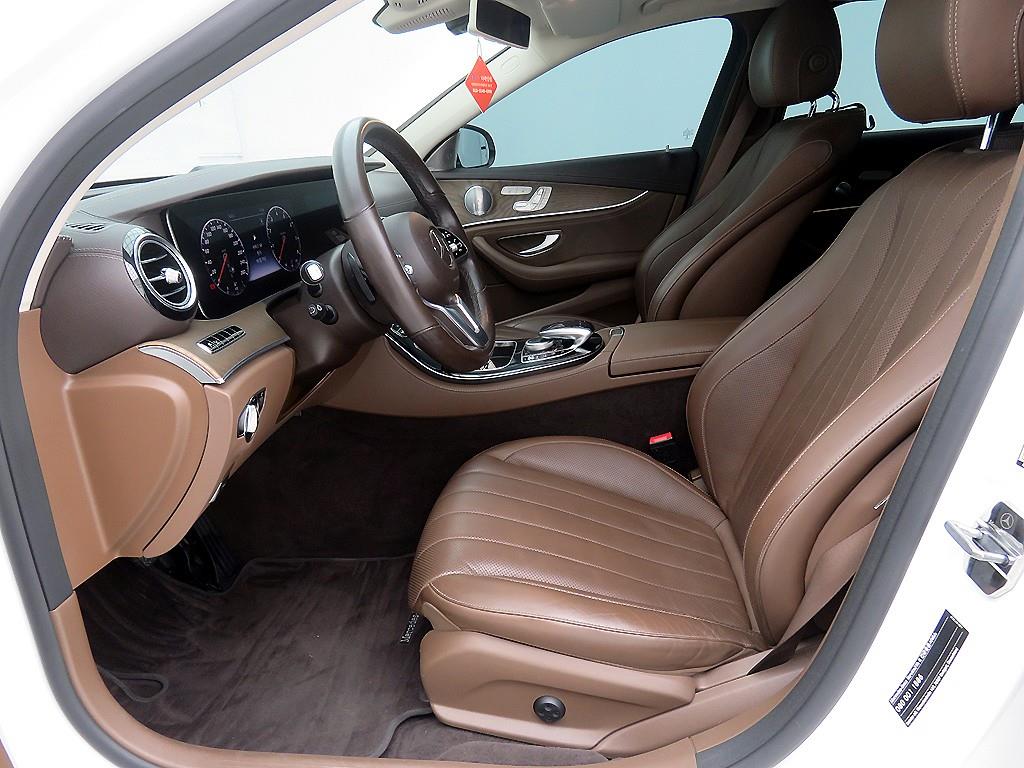 Mercedes Benz E class - Vista 6