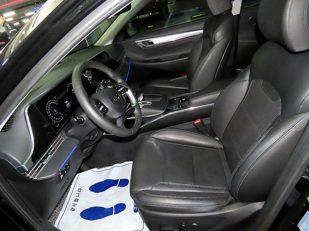 HYUNDAI Grandeur - Vista 6