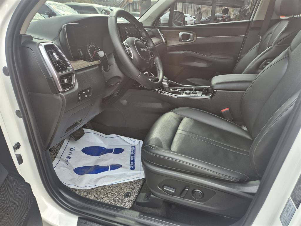 KIA Sorento - Vista 9